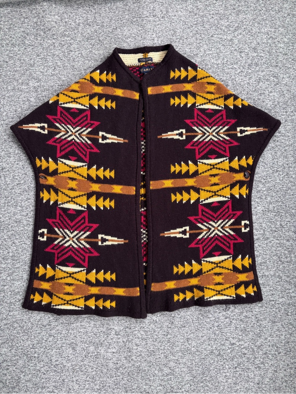 Pendleton x Ariat Aztec Native Tribal Print Cape Poncho